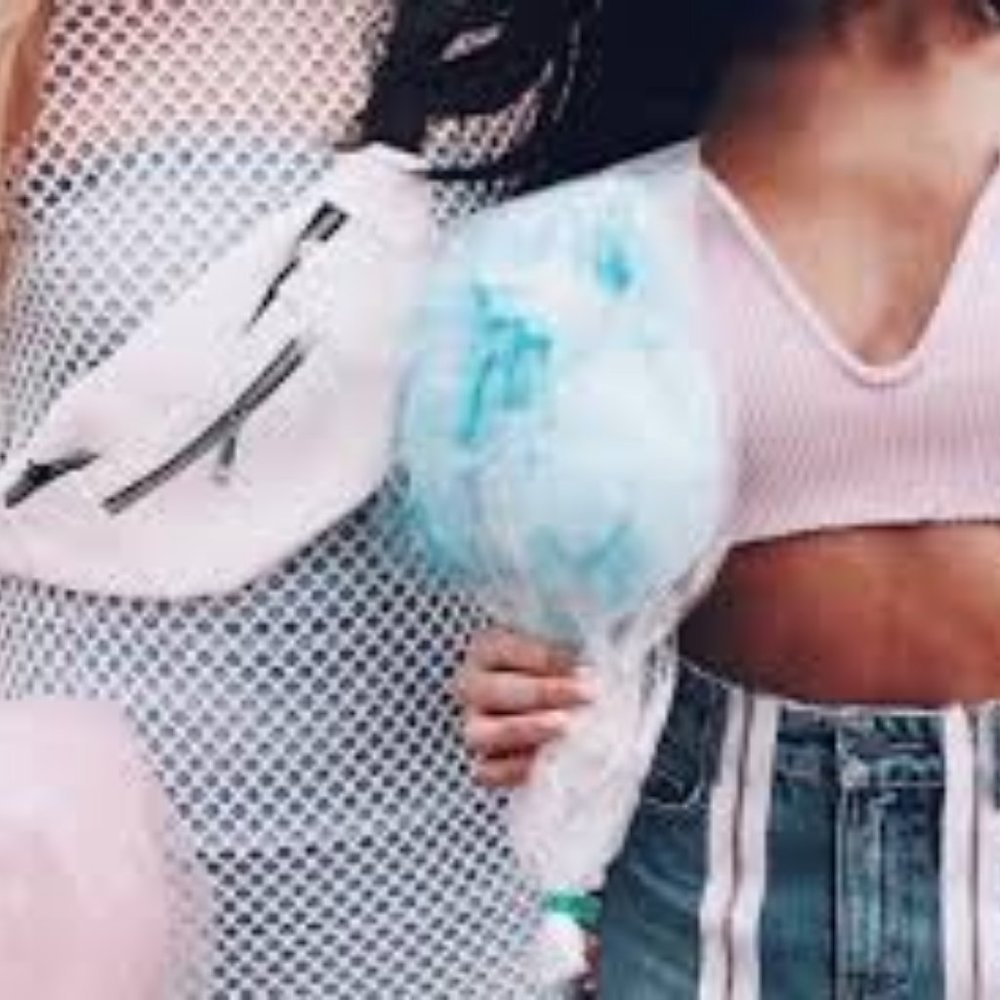 Meet your Posher, Nic